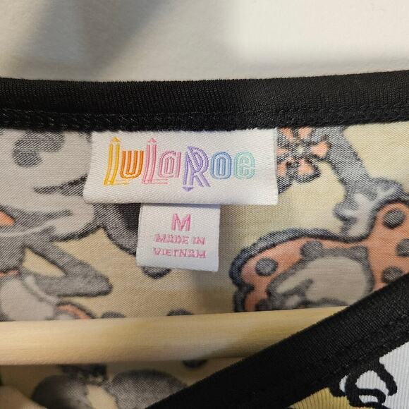 LuLaRoe Disney Yellow Orange Minnie Mouse Randy Baseball T-shirt Size Medium - Picture 7 of 8